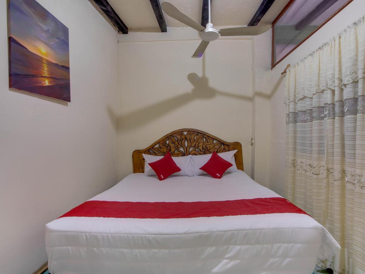 Oyo Hotel Casa Ada ซีฮัวตาเนโค ภายนอก รูปภาพ