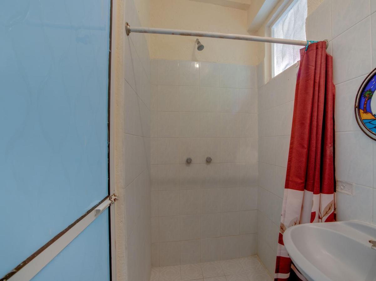 Oyo Hotel Casa Ada ซีฮัวตาเนโค ภายนอก รูปภาพ